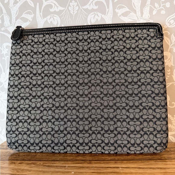 Coach Handbags - Coach Y2K Mini Signature C Tech Case Sleeve NWOT 10 1/2” L x 8 1/2” T x 1/2” D